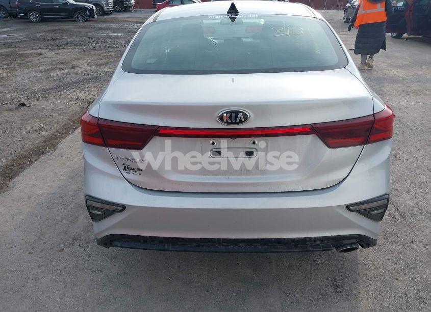 Photo 17 of 2019 Kia Forte LXS (VIN 3KPF24AD6KE083344)