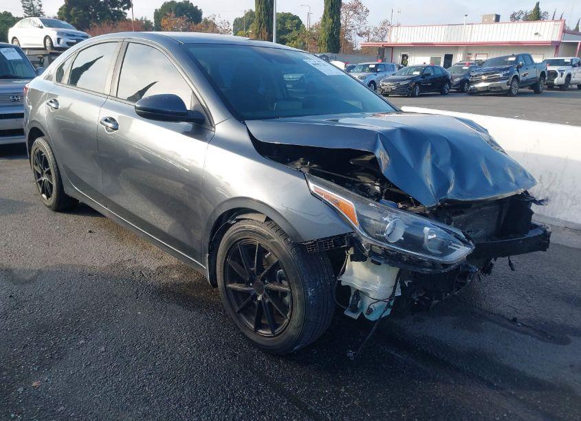 2019 Kia Forte LXS (VIN 3KPF24AD6KE083991) main photo