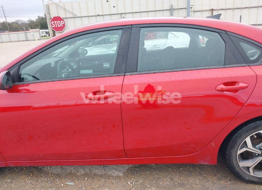 Photo 13 of 2019 Kia Forte LXS (VIN 3KPF24AD6KE084266)