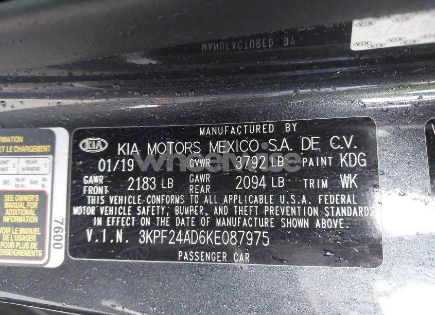 Photo 9 of 2019 Kia Forte FE (VIN 3KPF24AD6KE087975)