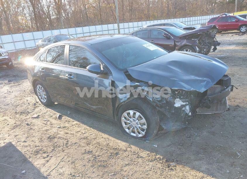 2019 Kia Forte FE (VIN 3KPF24AD6KE095347) main photo