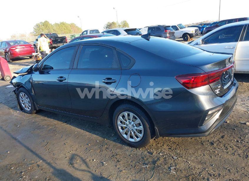 Photo 3 of 2019 Kia Forte FE (VIN 3KPF24AD6KE095347)