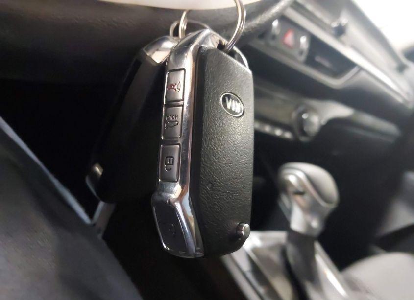 Photo 11 of 2019 Kia Forte LXS (VIN 3KPF24AD6KE098801)