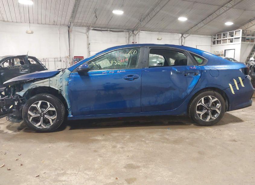 Photo 14 of 2019 Kia Forte LXS (VIN 3KPF24AD6KE098801)