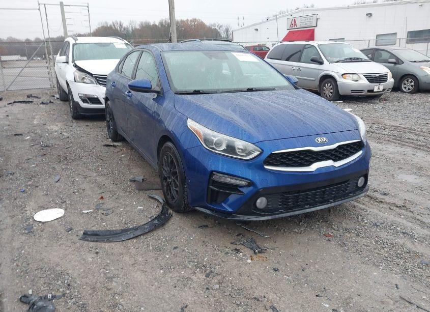 2019 Kia Forte LXS (VIN 3KPF24AD6KE116374) main photo