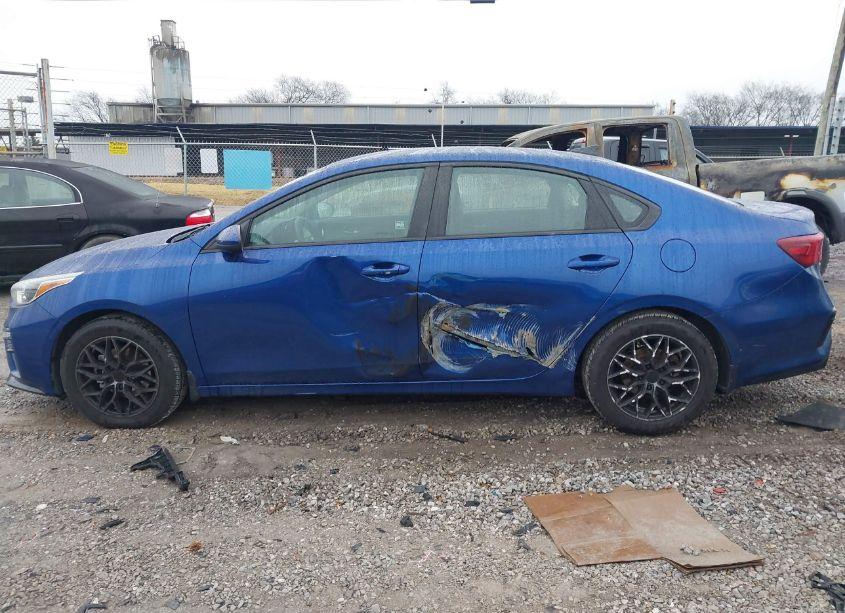 Photo 14 of 2019 Kia Forte LXS (VIN 3KPF24AD6KE116374)