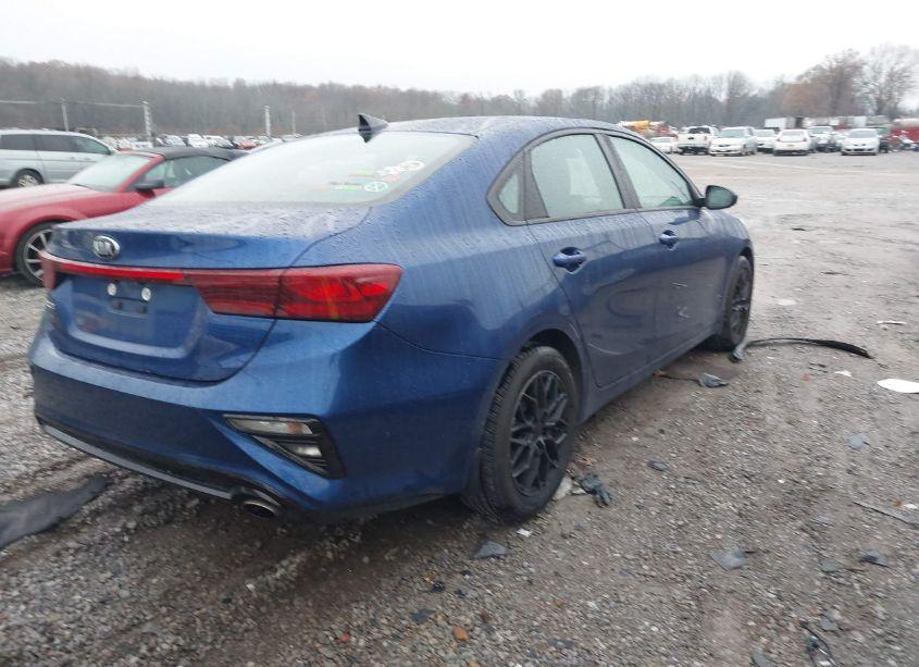 Photo 4 of 2019 Kia Forte LXS (VIN 3KPF24AD6KE116374)