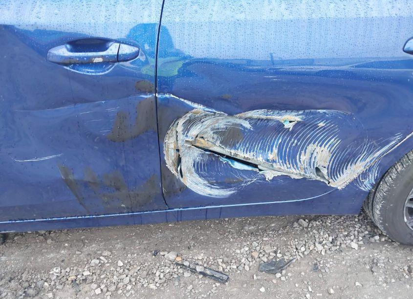 Photo 6 of 2019 Kia Forte LXS (VIN 3KPF24AD6KE116374)