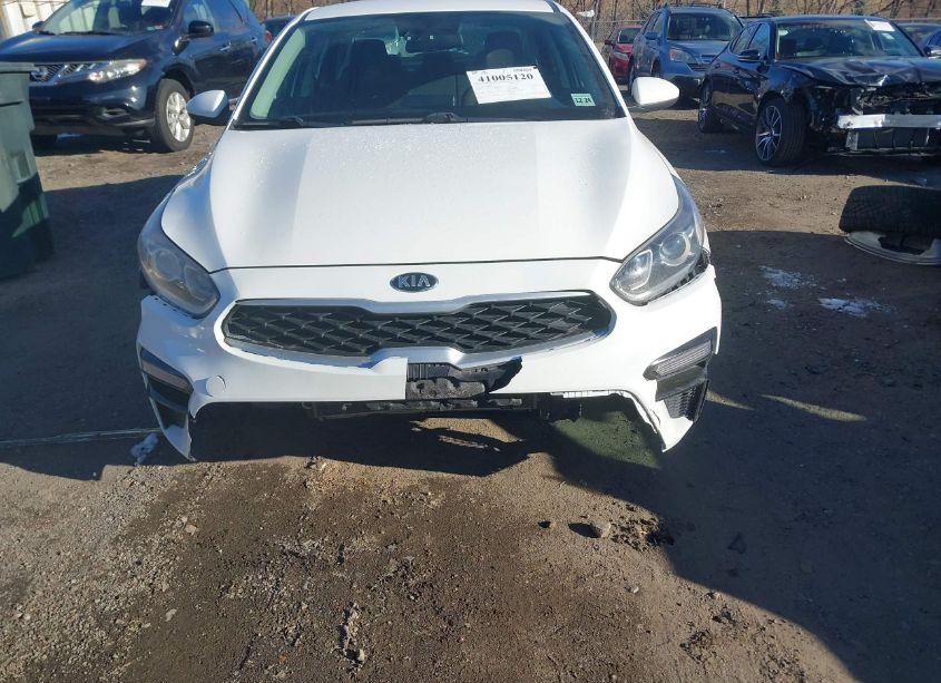 Photo 6 of 2019 Kia Forte LXS (VIN 3KPF24AD6KE116505)