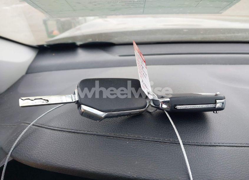 Photo 11 of 2019 Kia Forte LXS (VIN 3KPF24AD6KE133563)