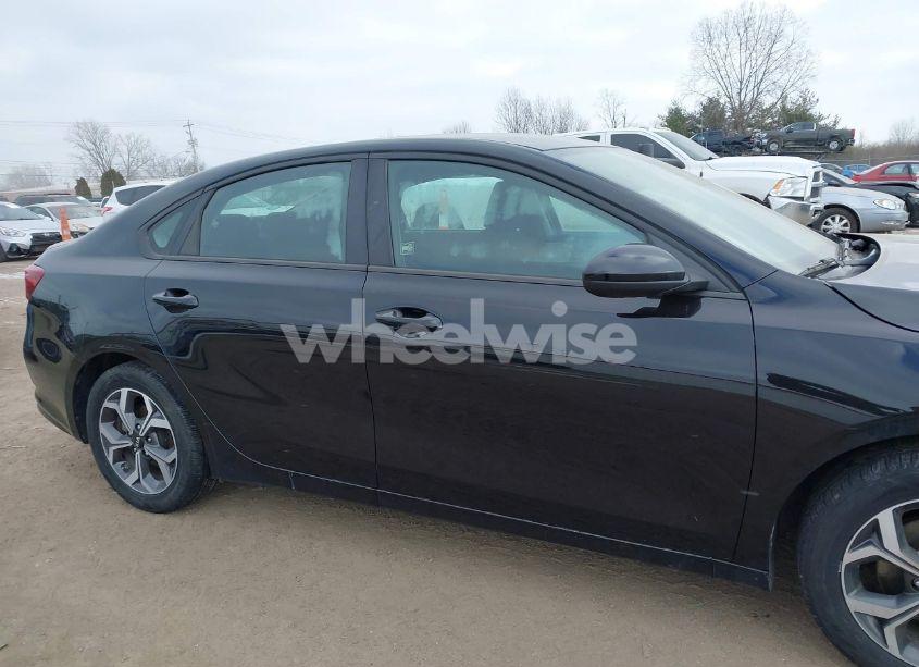 Photo 13 of 2019 Kia Forte LXS (VIN 3KPF24AD6KE133563)