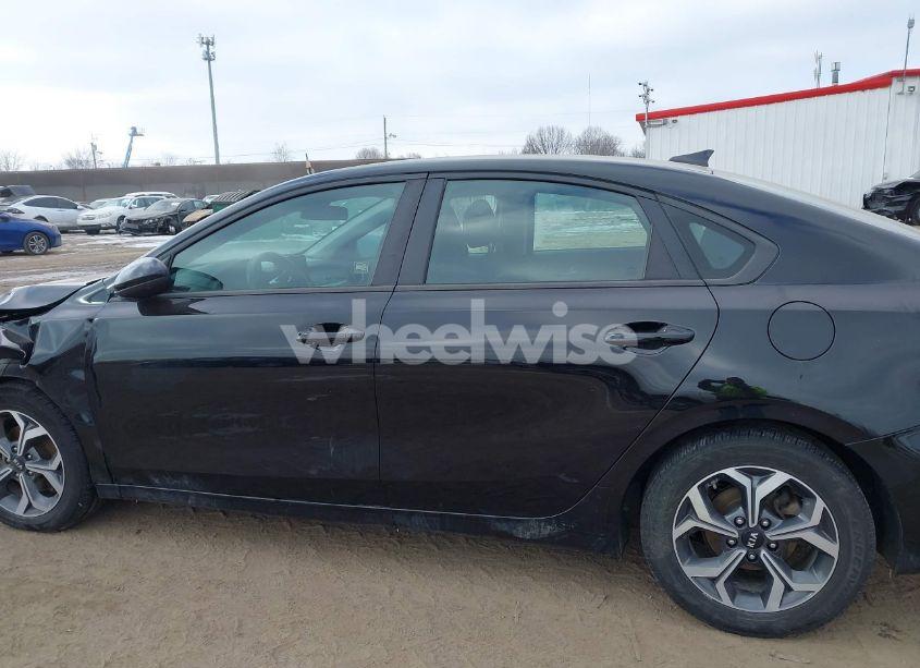Photo 14 of 2019 Kia Forte LXS (VIN 3KPF24AD6KE133563)