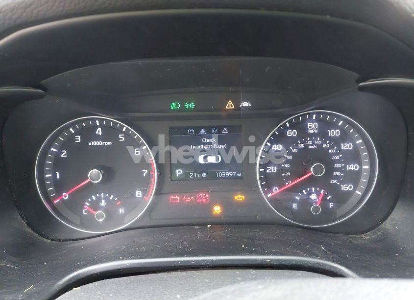 Photo 7 of 2019 Kia Forte LXS (VIN 3KPF24AD6KE133563)