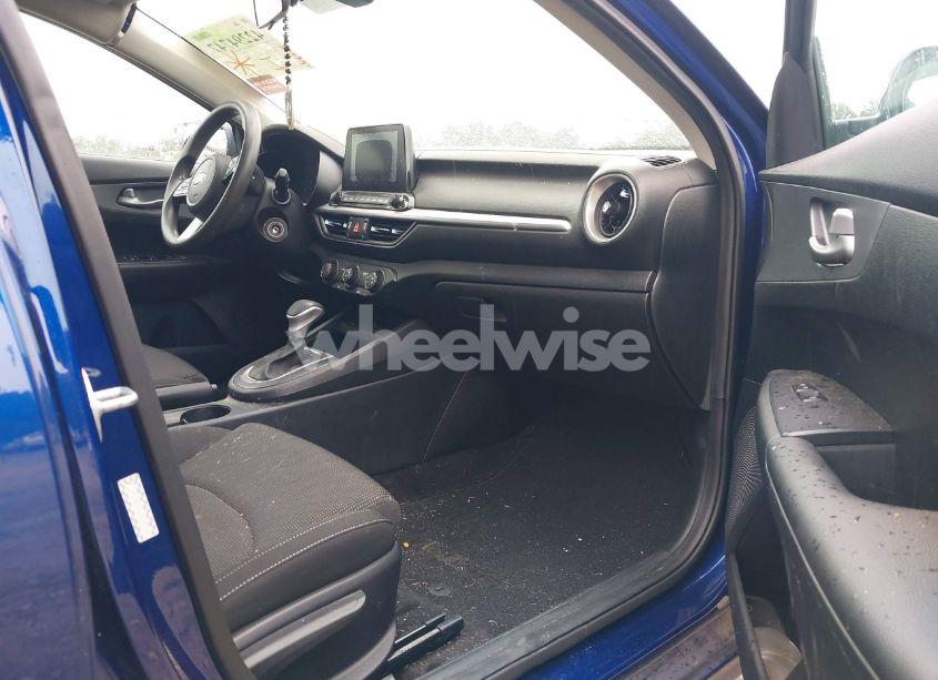 Photo 5 of 2020 Kia Forte LXS (VIN 3KPF24AD6LE170744)