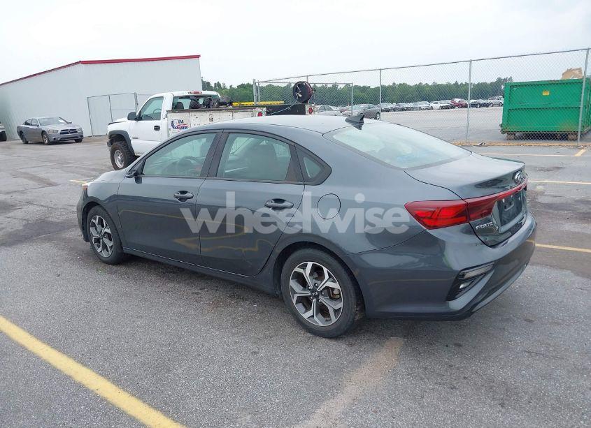 Photo 3 of 2020 Kia Forte LXS (VIN 3KPF24AD6LE195529)