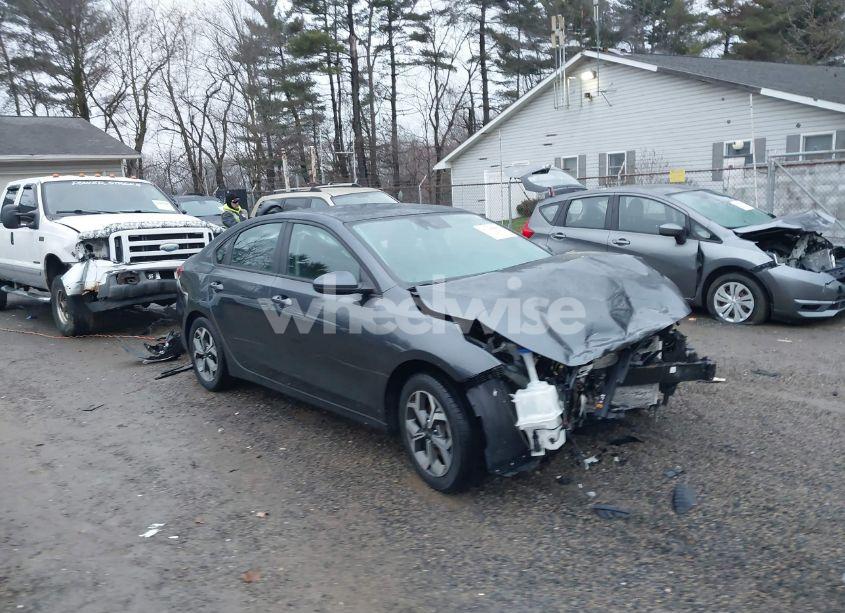 2020 Kia Forte LXS (VIN 3KPF24AD6LE202513) main photo