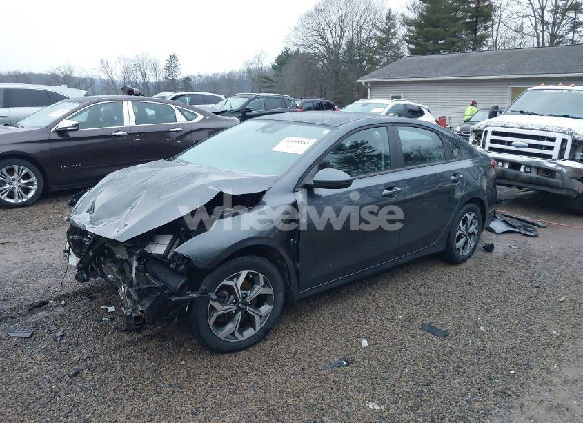 Photo 2 of 2020 Kia Forte LXS (VIN 3KPF24AD6LE202513)