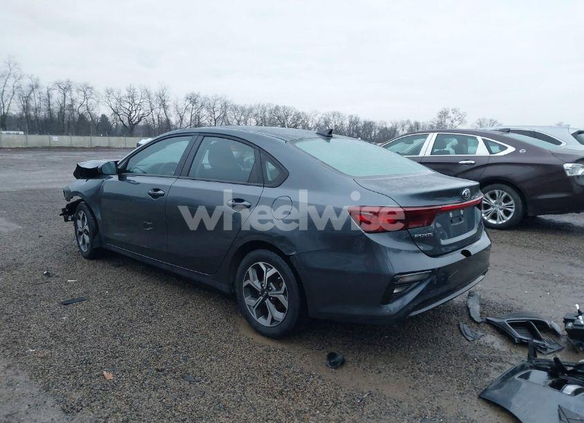 Photo 3 of 2020 Kia Forte LXS (VIN 3KPF24AD6LE202513)