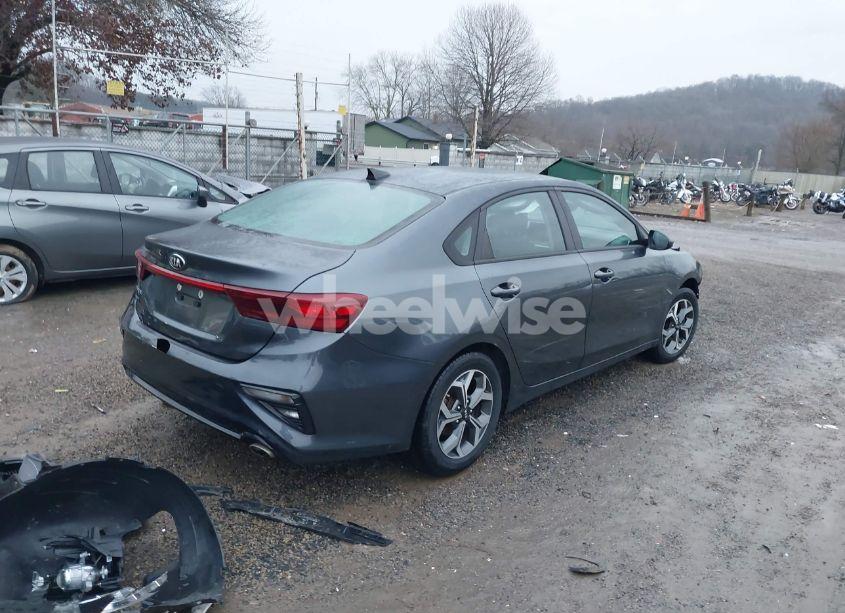 Photo 4 of 2020 Kia Forte LXS (VIN 3KPF24AD6LE202513)