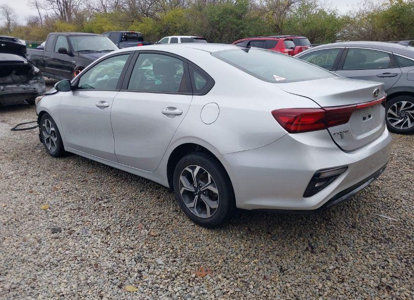Photo 3 of 2020 Kia Forte LXS (VIN 3KPF24AD6LE216377)