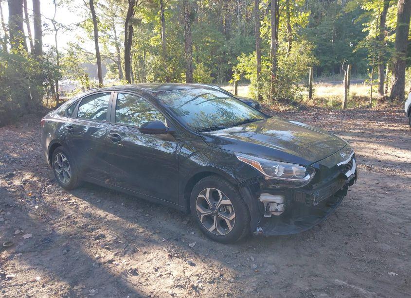 2020 Kia Forte LXS (VIN 3KPF24AD6LE222048) main photo