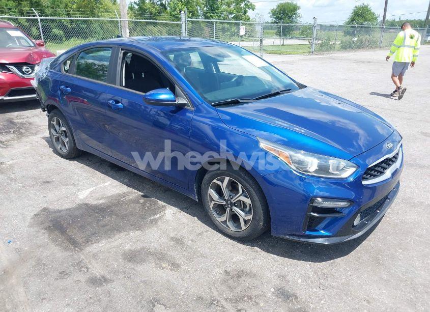 2020 Kia Forte LXS (VIN 3KPF24AD6LE234555) main photo