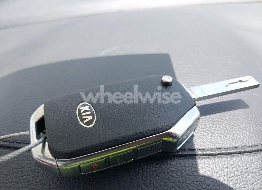 Photo 11 of 2020 Kia Forte LXS (VIN 3KPF24AD6LE234555)