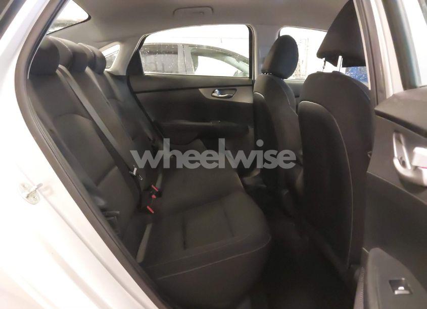Photo 8 of 2020 Kia Forte LXS (VIN 3KPF24AD6LE235754)