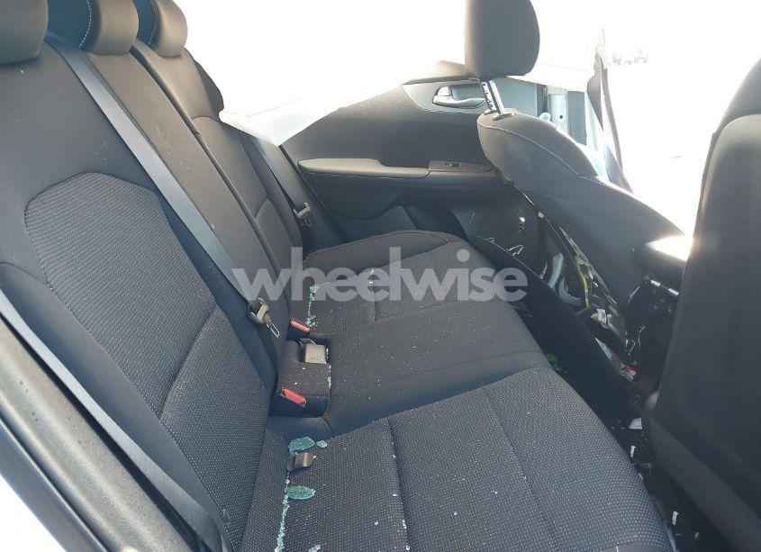 Photo 8 of 2020 Kia Forte LXS (VIN 3KPF24AD6LE243935)