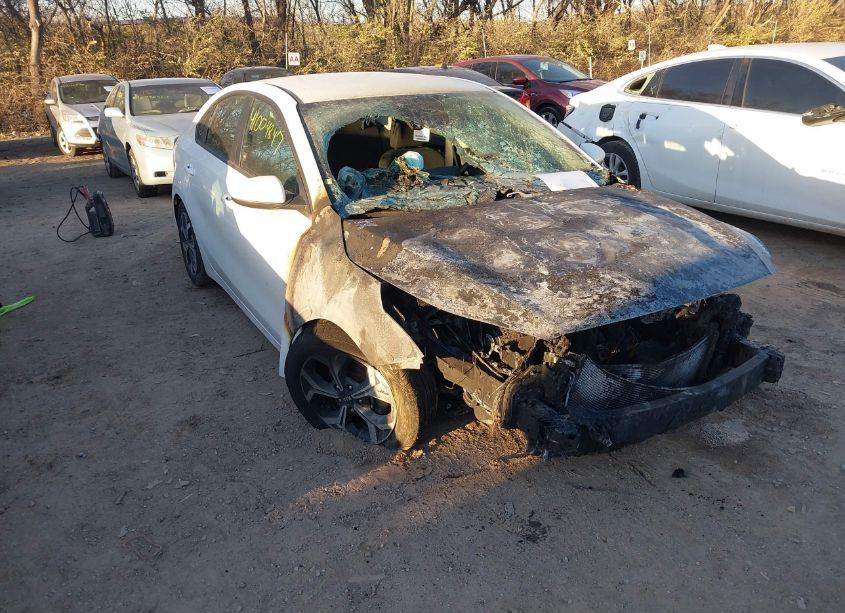 2020 Kia Forte LXS (VIN 3KPF24AD6LE248469) main photo