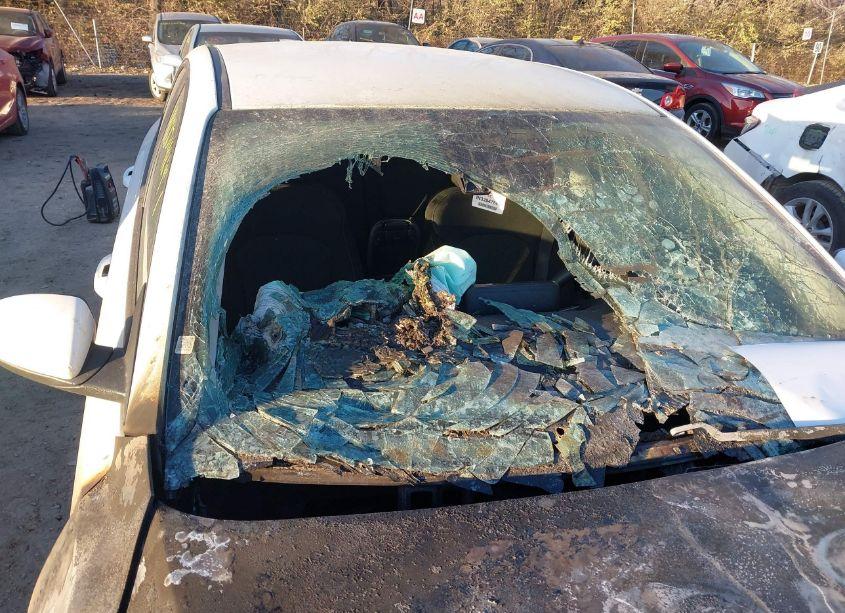 Photo 12 of 2020 Kia Forte LXS (VIN 3KPF24AD6LE248469)