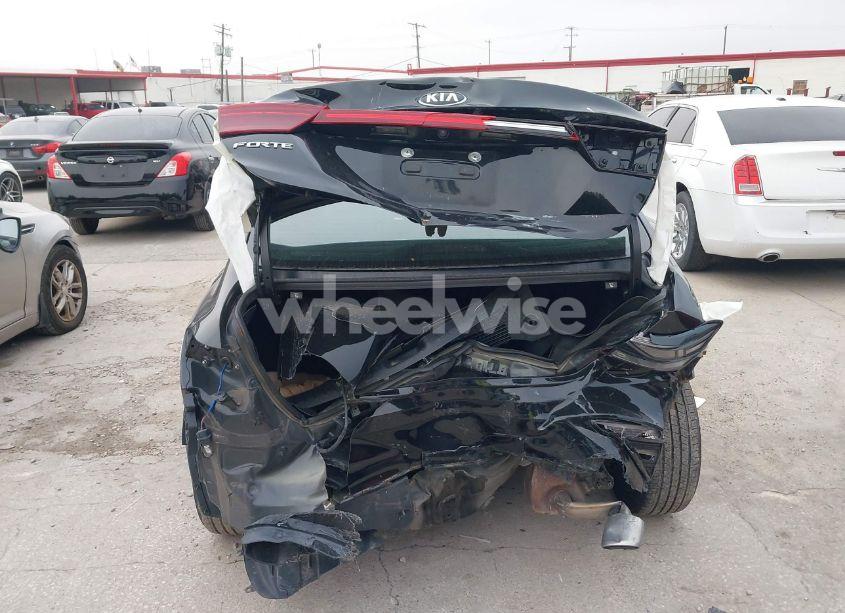 Photo 16 of 2020 Kia Forte LXS (VIN 3KPF24AD6LE257852)