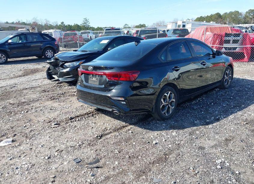 Photo 4 of 2021 Kia Forte LXS (VIN 3KPF24AD6ME265547)