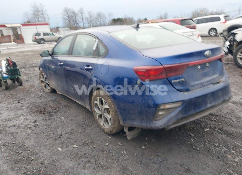 Photo 3 of 2021 Kia Forte LXS (VIN 3KPF24AD6ME267542)