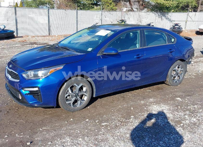 Photo 2 of 2021 Kia Forte LXS (VIN 3KPF24AD6ME280498)