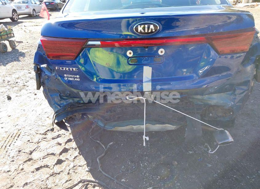 Photo 6 of 2021 Kia Forte LXS (VIN 3KPF24AD6ME280498)