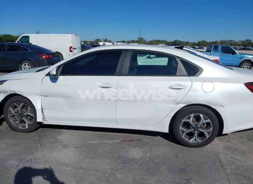 Photo 14 of 2021 Kia Forte LXS (VIN 3KPF24AD6ME281831)