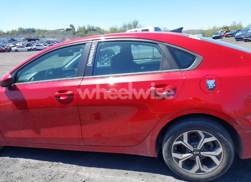 Photo 14 of 2021 Kia Forte LXS (VIN 3KPF24AD6ME299861)