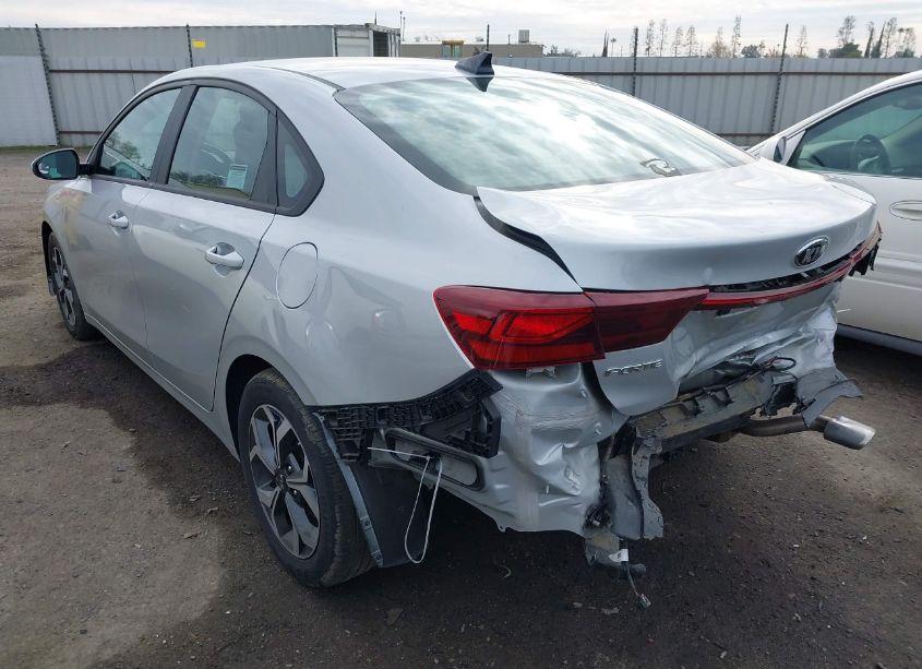 Photo 3 of 2021 Kia Forte LXS (VIN 3KPF24AD6ME306372)