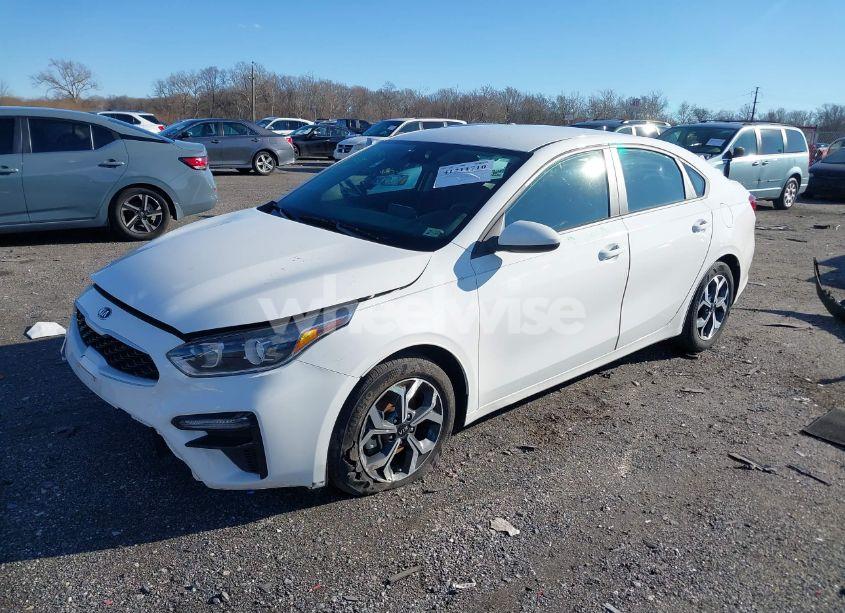 Photo 2 of 2021 Kia Forte LXS (VIN 3KPF24AD6ME329148)
