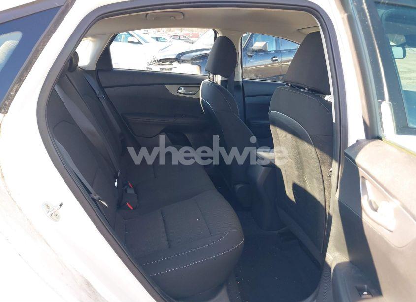 Photo 8 of 2021 Kia Forte LXS (VIN 3KPF24AD6ME329148)