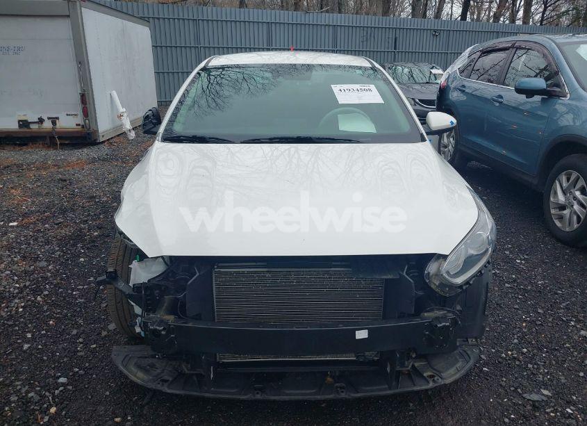 Photo 12 of 2021 Kia Forte LXS (VIN 3KPF24AD6ME341090)