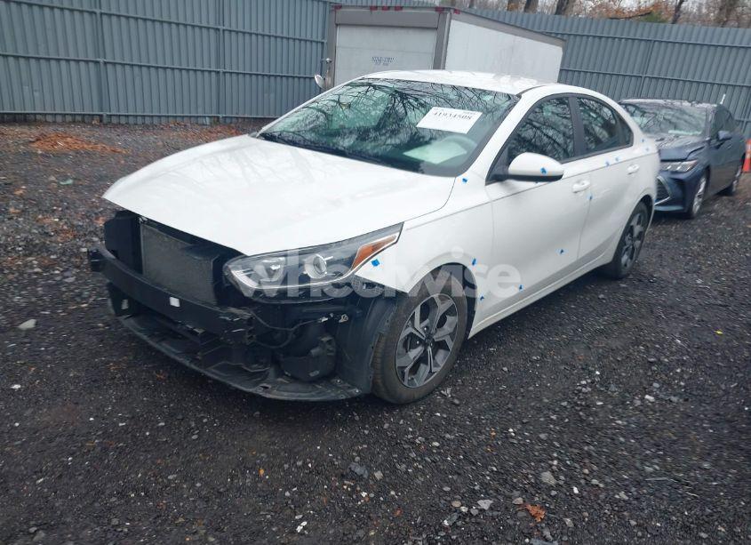 Photo 2 of 2021 Kia Forte LXS (VIN 3KPF24AD6ME341090)