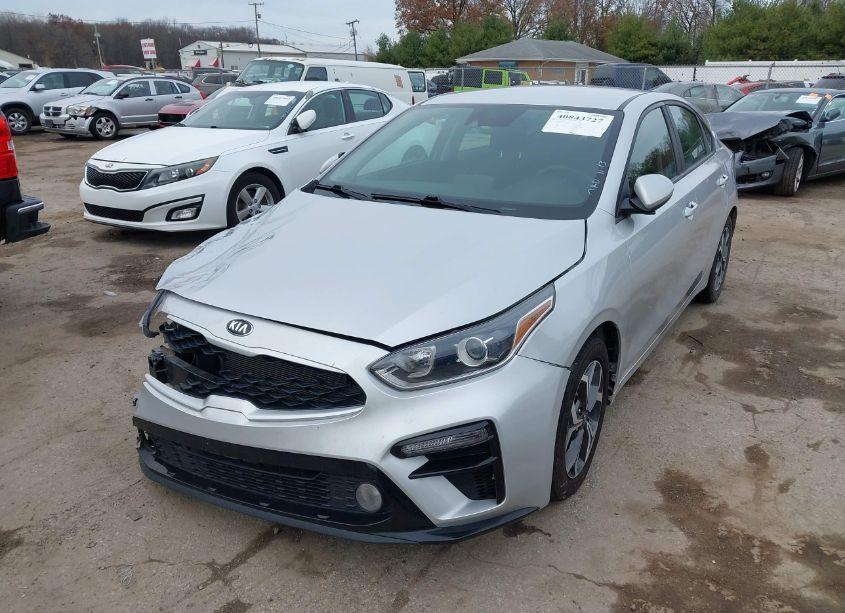 Photo 2 of 2021 Kia Forte LXS (VIN 3KPF24AD6ME352669)