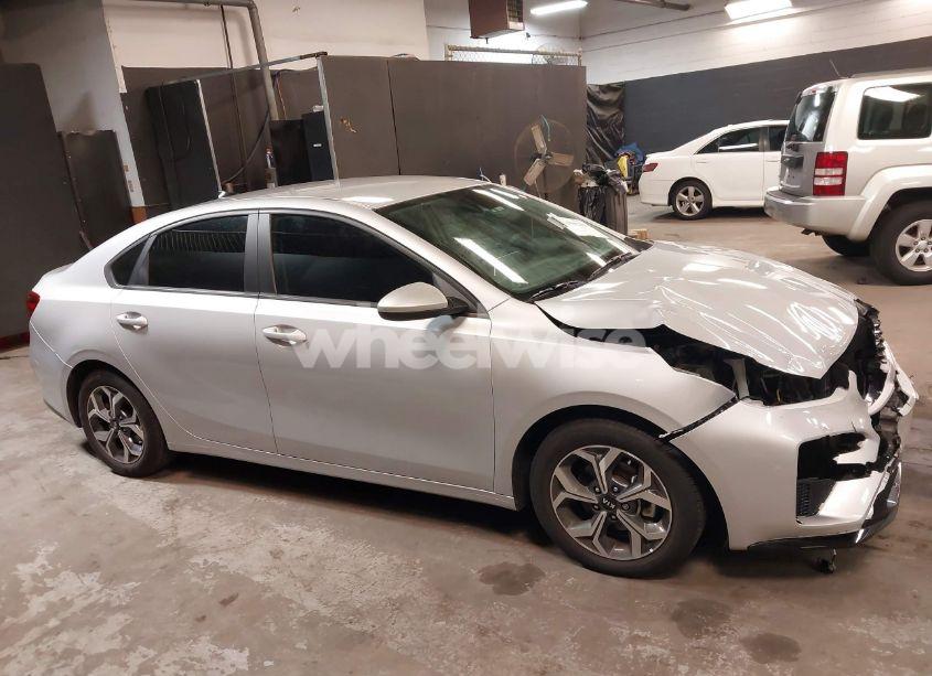 Photo 13 of 2021 Kia Forte LXS (VIN 3KPF24AD6ME360822)