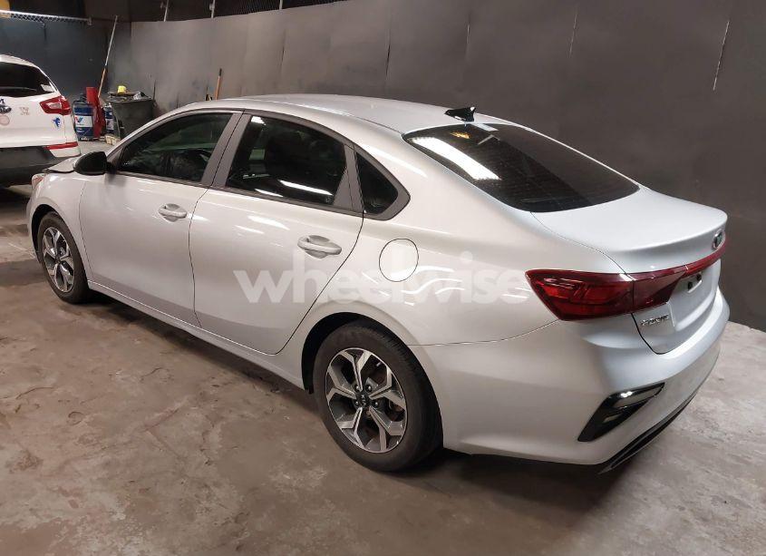 Photo 3 of 2021 Kia Forte LXS (VIN 3KPF24AD6ME360822)