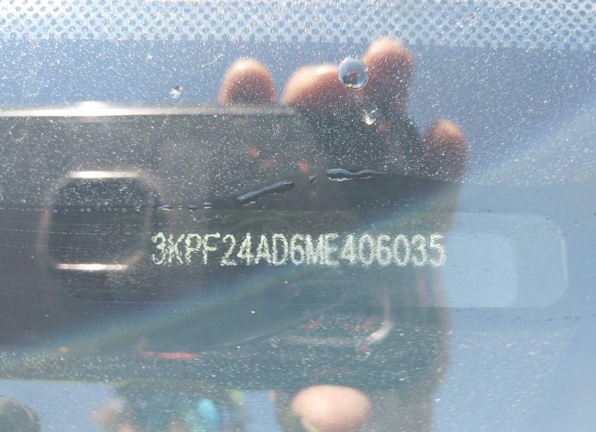 Photo 9 of 2021 Kia Forte LXS (VIN 3KPF24AD6ME406035)