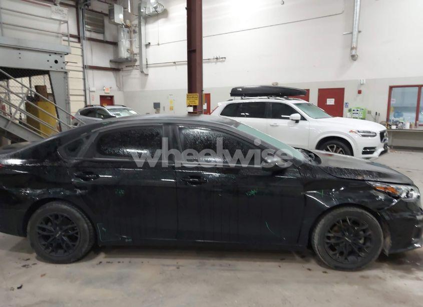Photo 13 of 2021 Kia Forte LXS (VIN 3KPF24AD6ME410120)