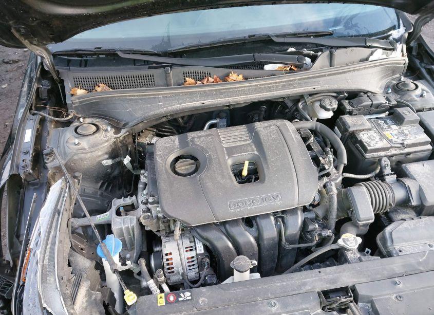 Photo 10 of 2022 Kia Forte LXS (VIN 3KPF24AD6NE442048)