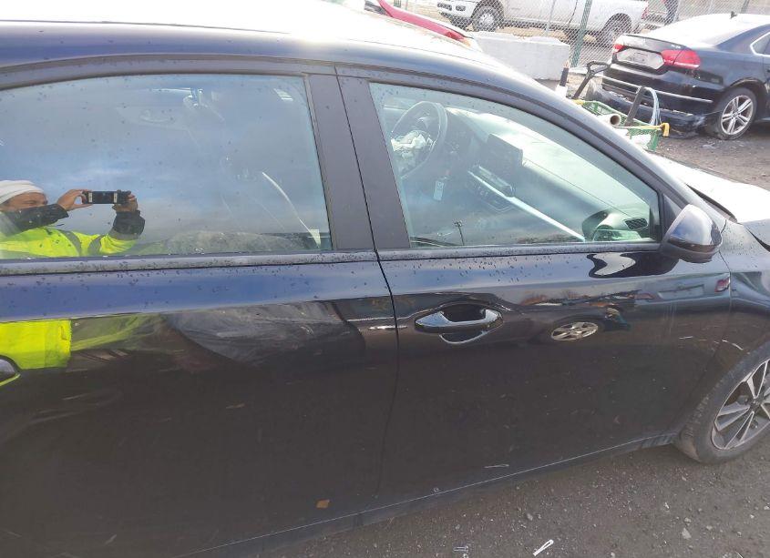 Photo 13 of 2022 Kia Forte LXS (VIN 3KPF24AD6NE442048)